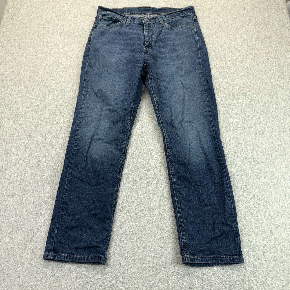 Levi's Men's 33x30 Blue Wash Slim Straight Leg